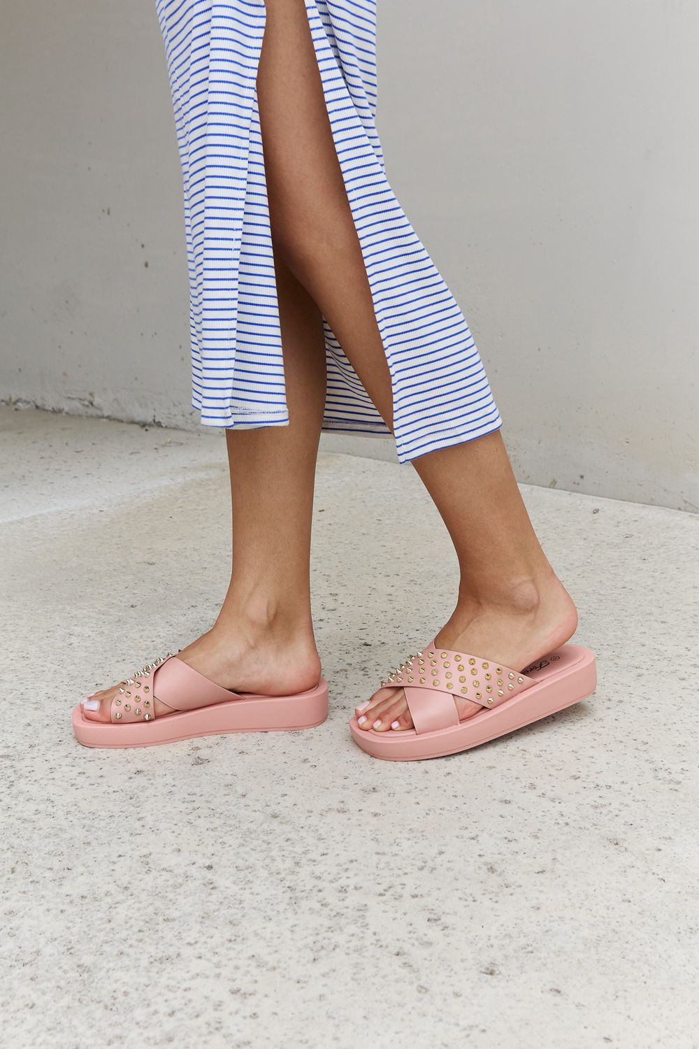 Forever Link Studded Cross Strap Sandals in Blush (6-8.5)