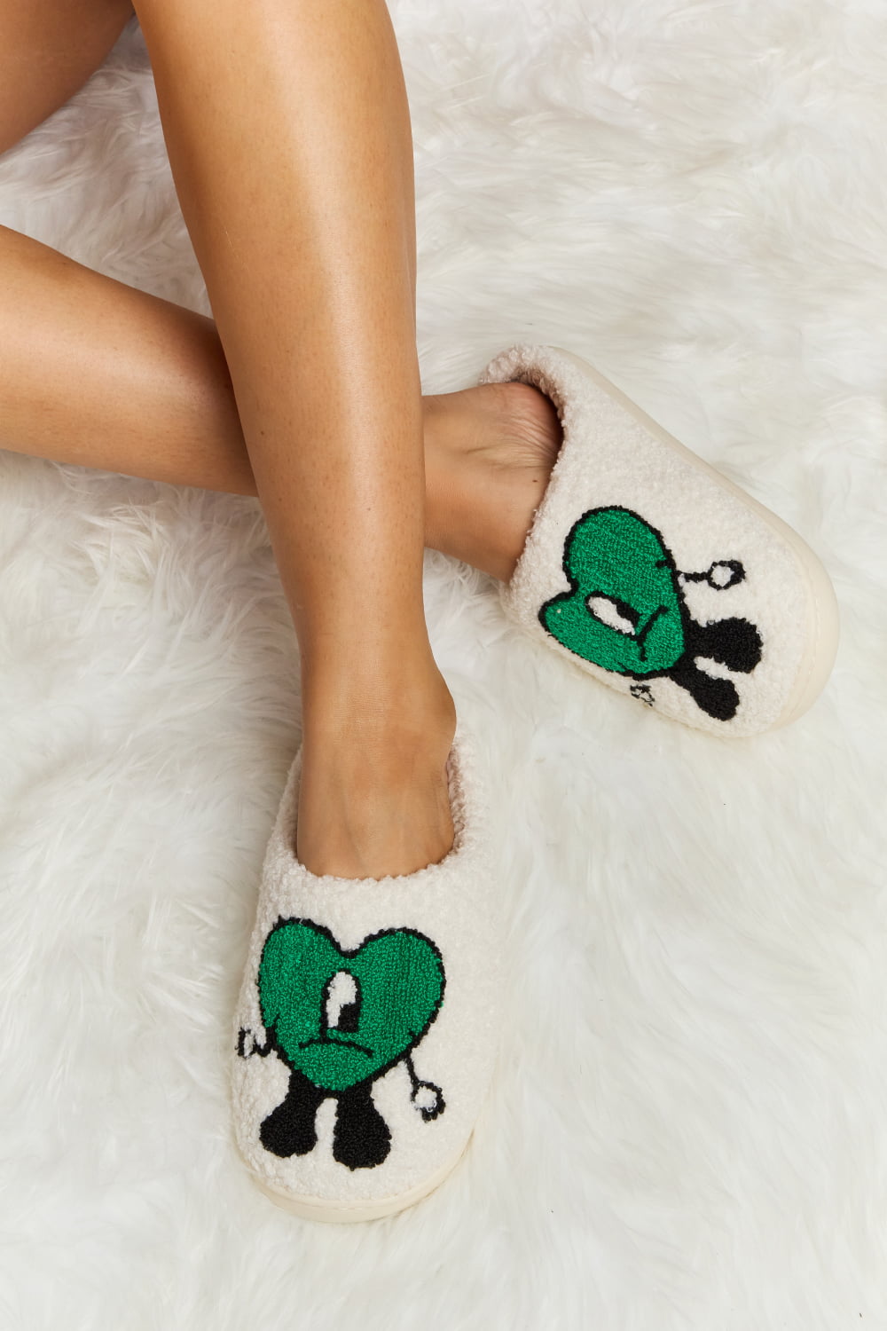 Melody Love Heart Print Plush Slippers (Color Options)