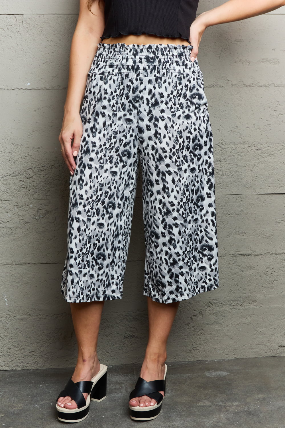 Ninexis Leopard High Waist Flowy Wide Leg Pants with Pockets (S-XL)