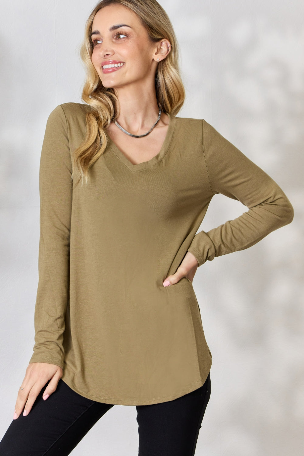 Zenana Full Size V-Neck Long Sleeve Top (S)