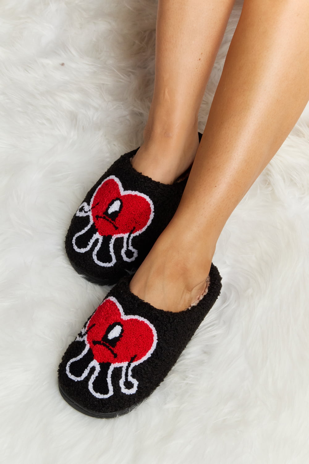 Melody Love Heart Print Plush Slippers (Color Options)