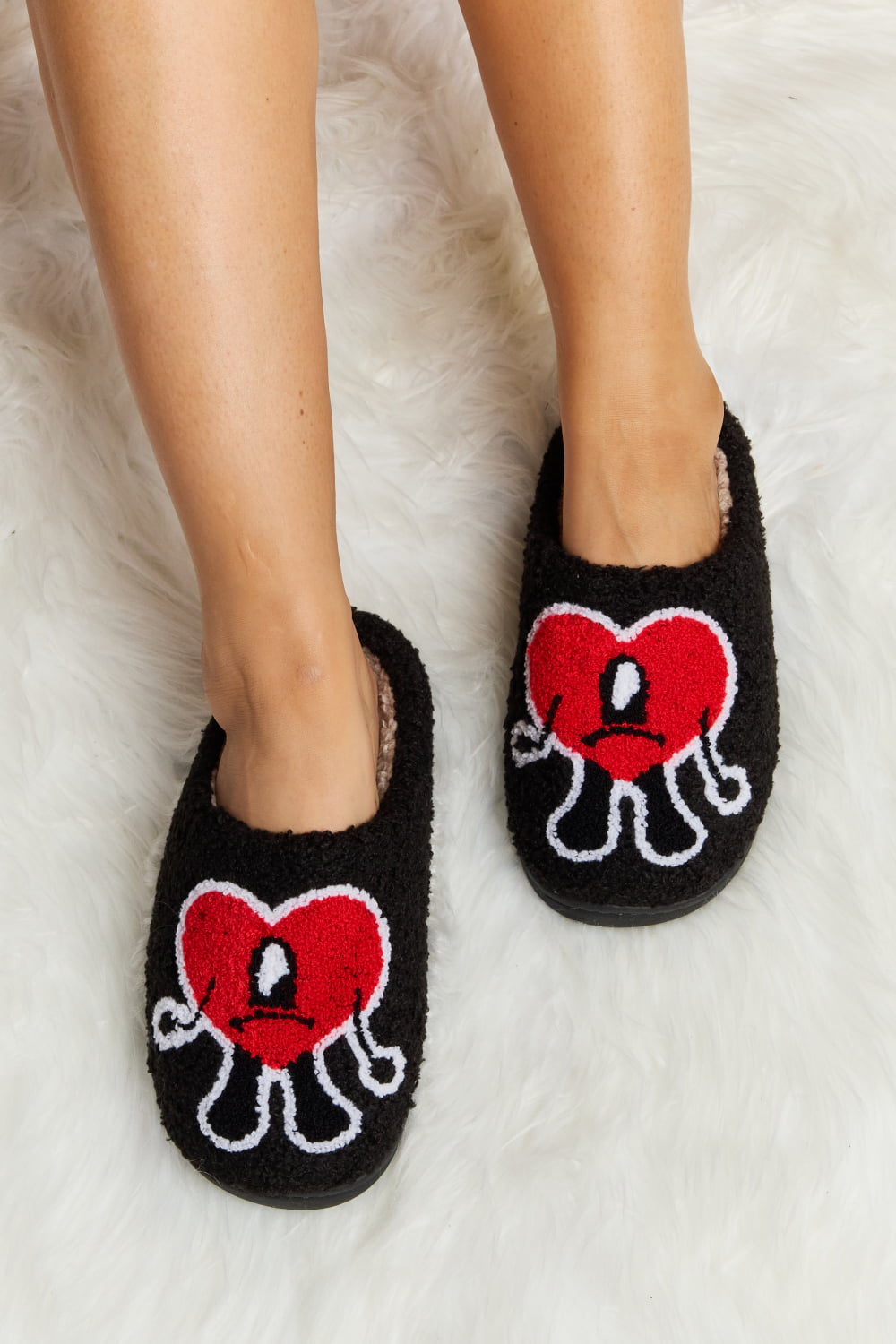 Melody Love Heart Print Plush Slippers (Color Options)