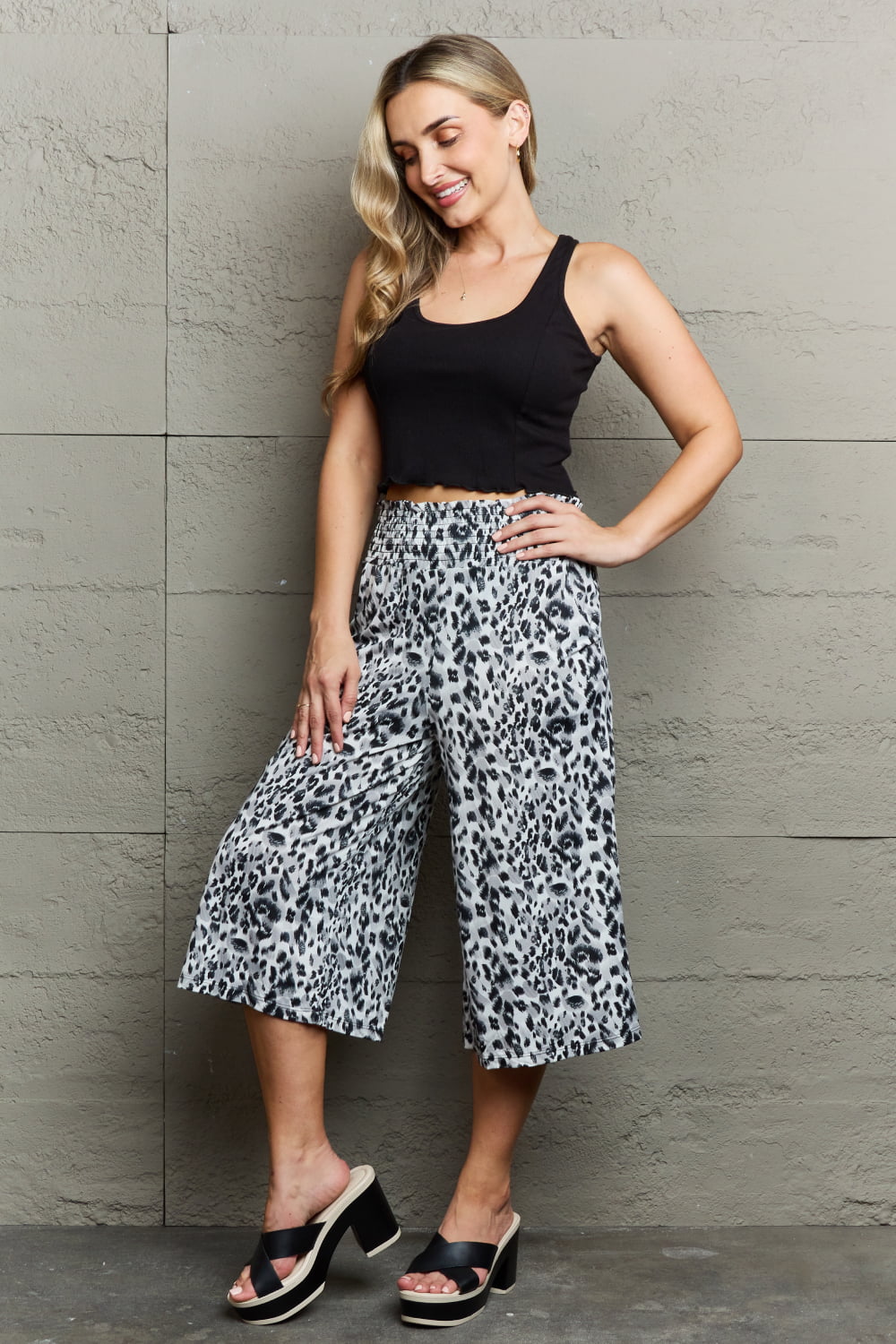 Ninexis Leopard High Waist Flowy Wide Leg Pants with Pockets (S-XL)