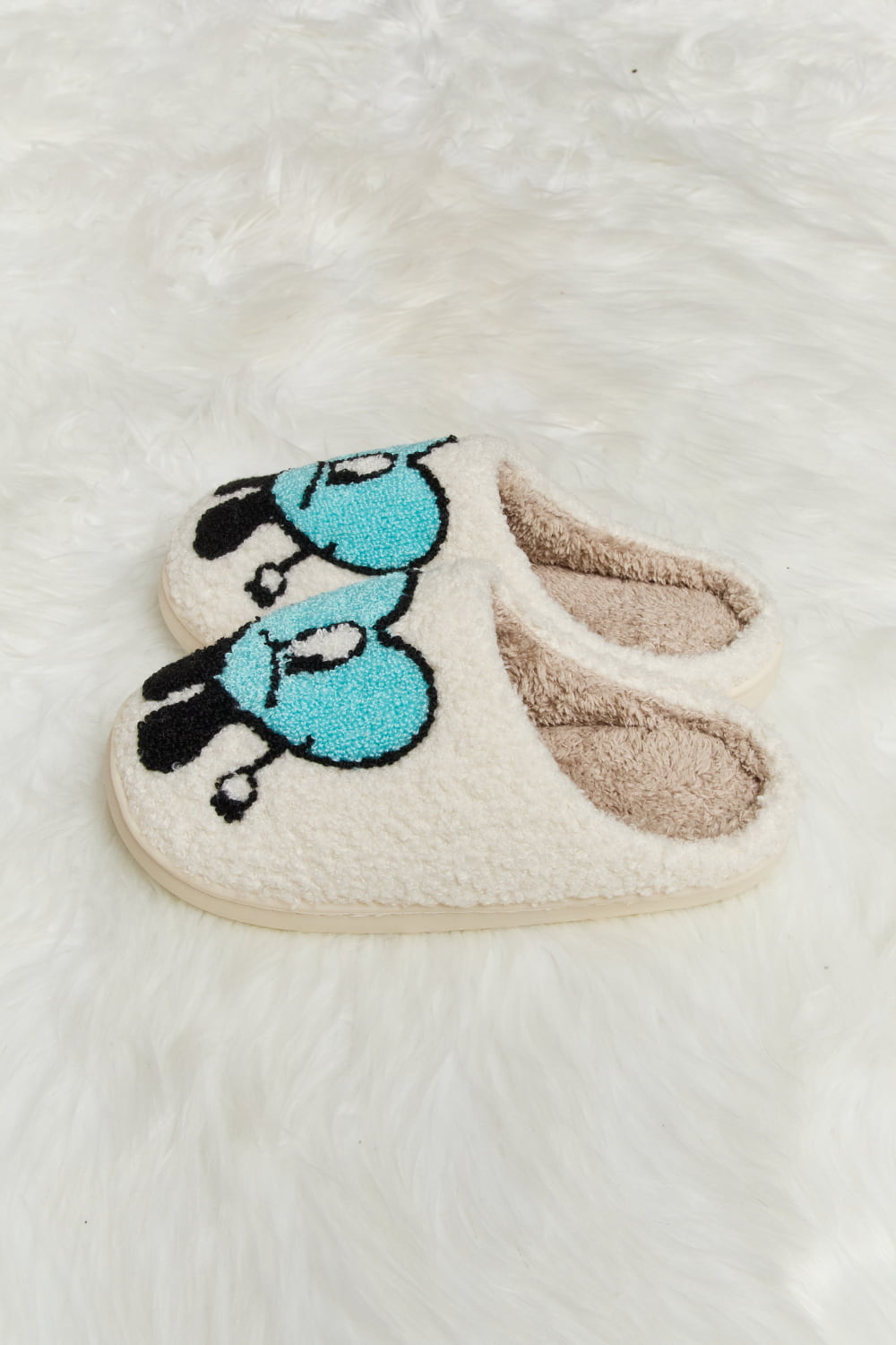 Melody Love Heart Print Plush Slippers (Color Options)